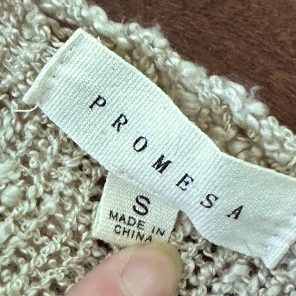 Promesa Beige Knubby Open Knit Lace Back Sweater Women’s Size Small Coquette - Picture 15 of 15